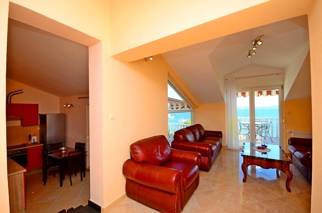 Apartment Luxury Cream Kaštela الغرفة الصورة